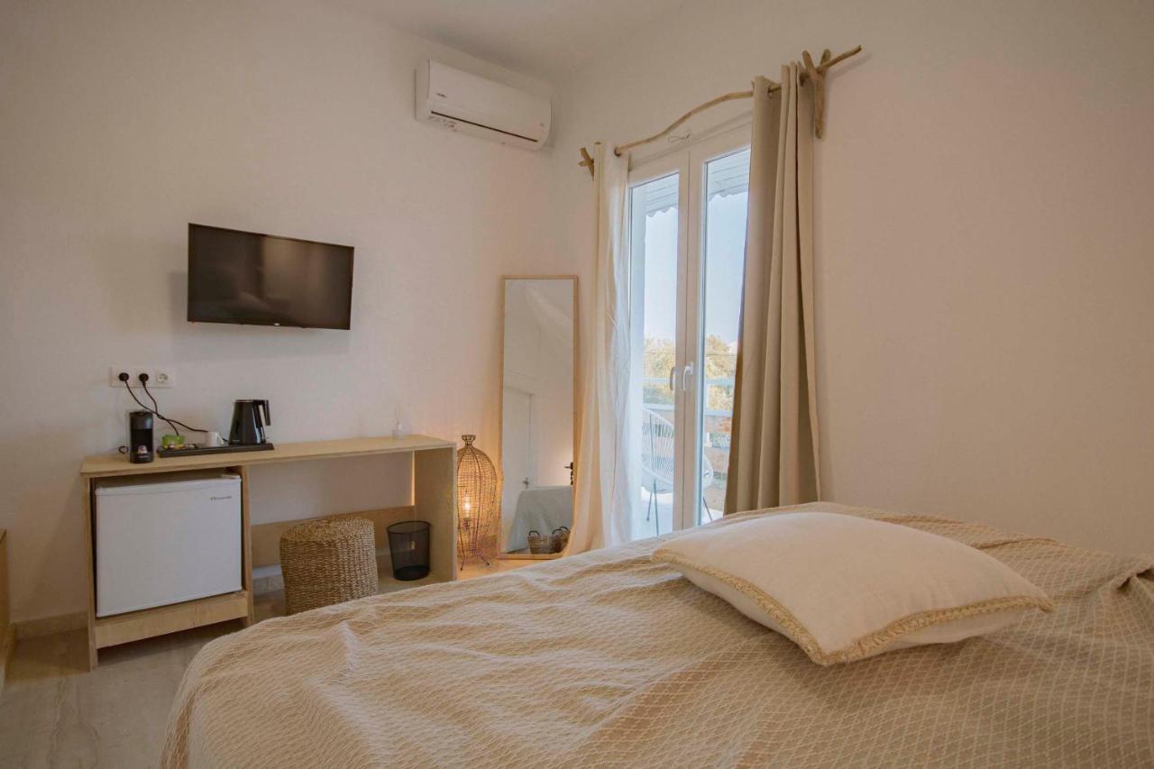Olive Grove Suites Boutique Hotel Moraitika Dış mekan fotoğraf